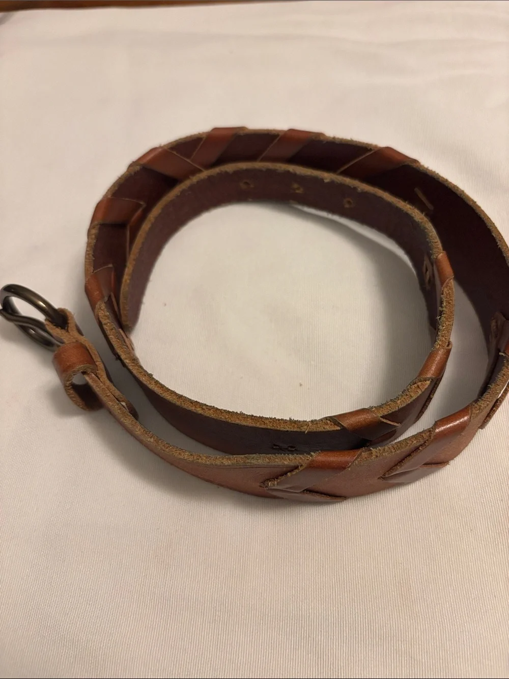 Hand tooled vintage 70’s leather belt with brass buckle cinch for waists 29-31”